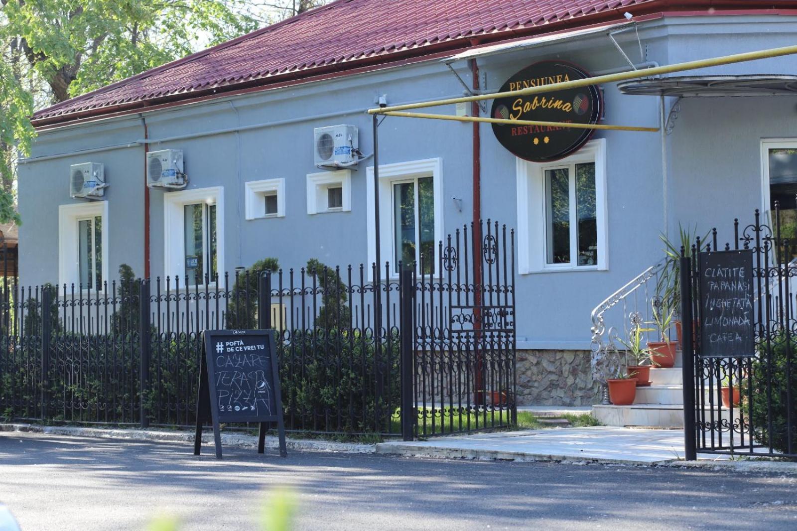 Pensiunea Sabrina Baile Lacu Sarat Εξωτερικό φωτογραφία